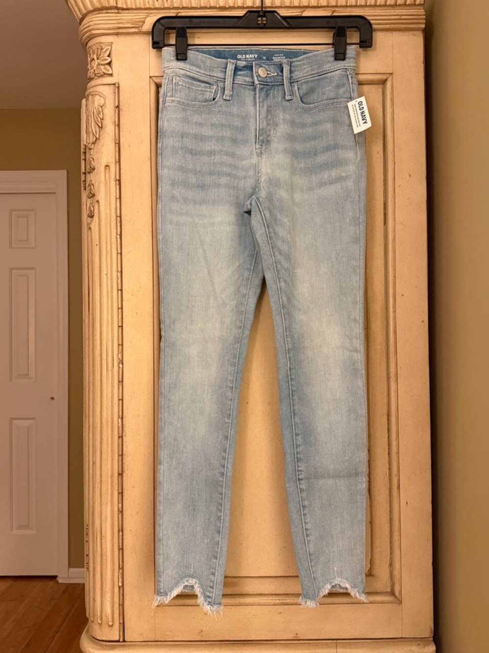 Old Navy Kids Light Wash Skinny Jeans - Frayed Hem